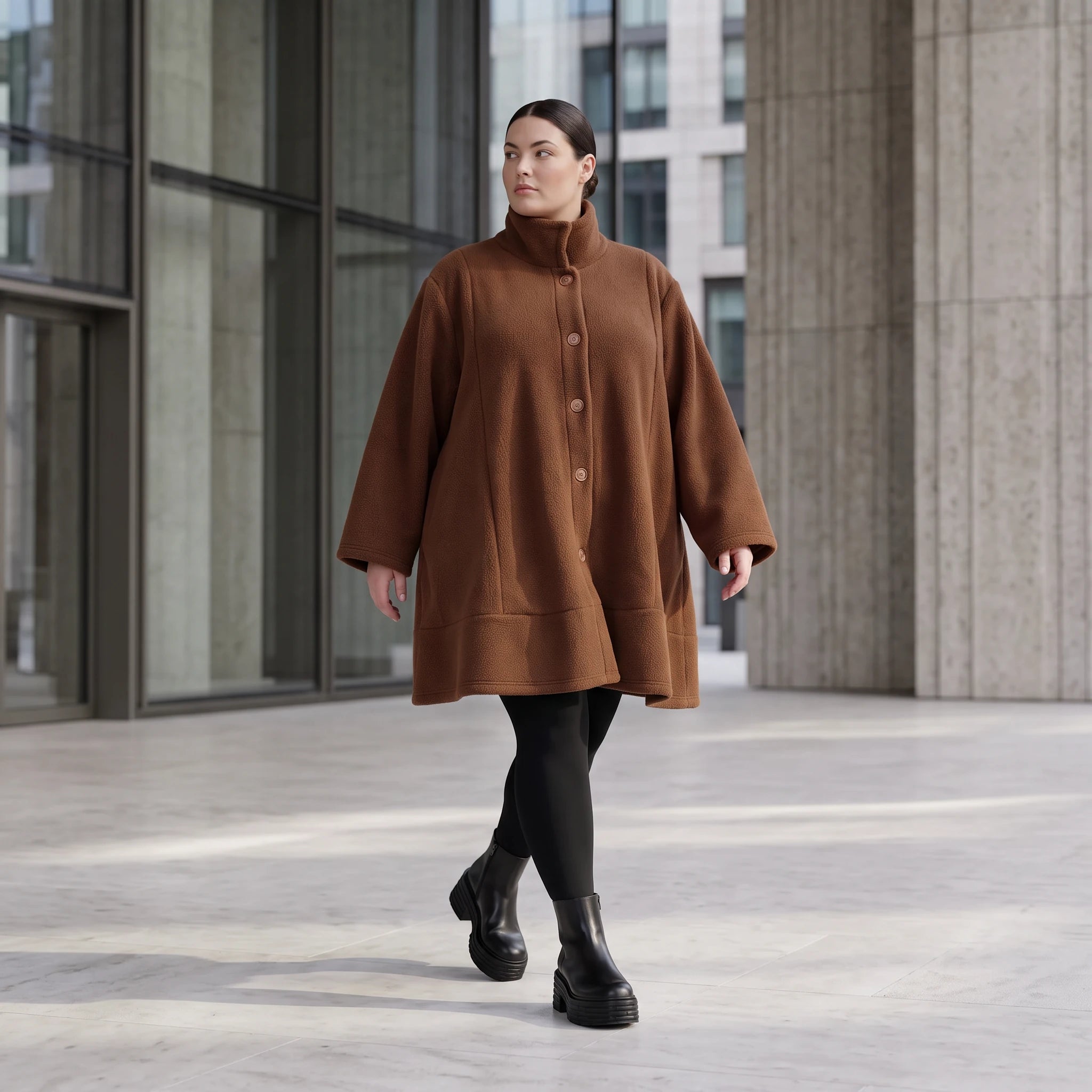 Braune Teddyjacke in A-Linie mit Kellerfalte Stehkragen und Knopfleiste für Winter