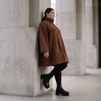 Braune Teddyjacke in A-Linie mit Kellerfalte Stehkragen und Knopfleiste für Winter