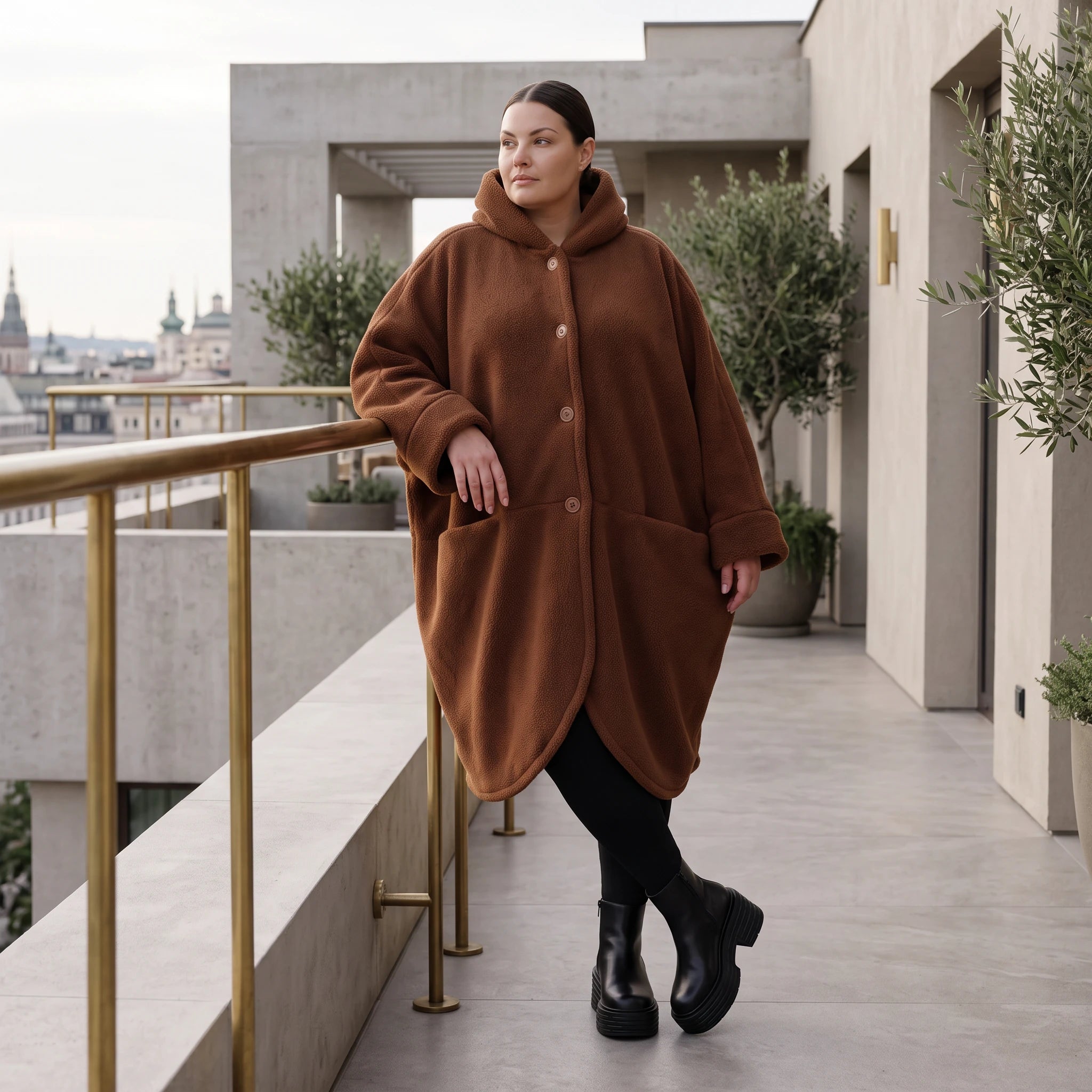 Teddymantel in Beige mit Kapuze Knopfverschluss Taschen und geradem Schnitt warm weich