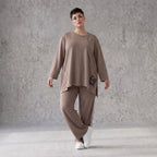 Longsleeve in Taupe aus French Terry mit Grafikprint und A-Linie im lässigen Streetstyle