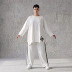 Weiches Langarmshirt in Weiß aus French Terry mit Grafikprint und lockerer A-Linie