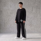 Langarmshirt aus French Terry locker in A-Linie mit Rundhalsausschnitt und Grafik-Print