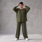 Rundhalsshirt aus weichem French Terry mit asymmetrischer Tasche Smileyprint 7/8-Arm