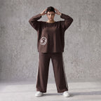 Braunes French Terry Shirt mit Smileyprint Tasche Rundhals weich gerundete Form 7/8-Arm