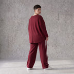 Rote Ballonhose aus French Terry mit Kontraststreifen und elastischem Bund Streetwear