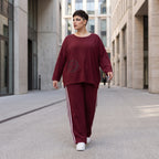 Rote Ballonhose aus French Terry mit Kontraststreifen und elastischem Bund Streetwear