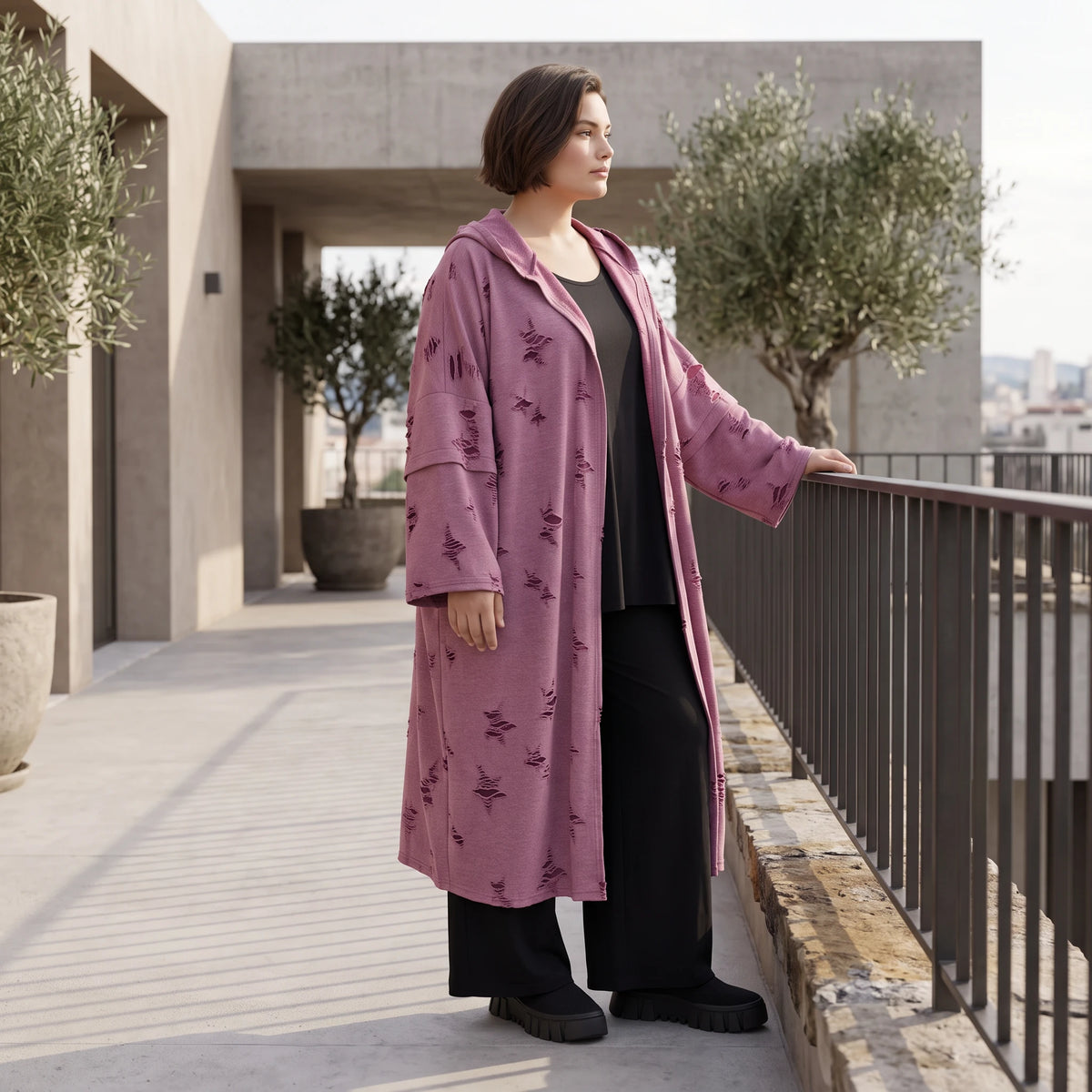 Offener Kapuzencardigan in Weinrot weich leicht und gerade geschnitten für Winterlooks