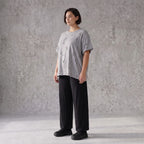 Graues Shirt im Destroyedlook aus weichem Jersey mit Rundhalsausschnitt geradem Schnitt
