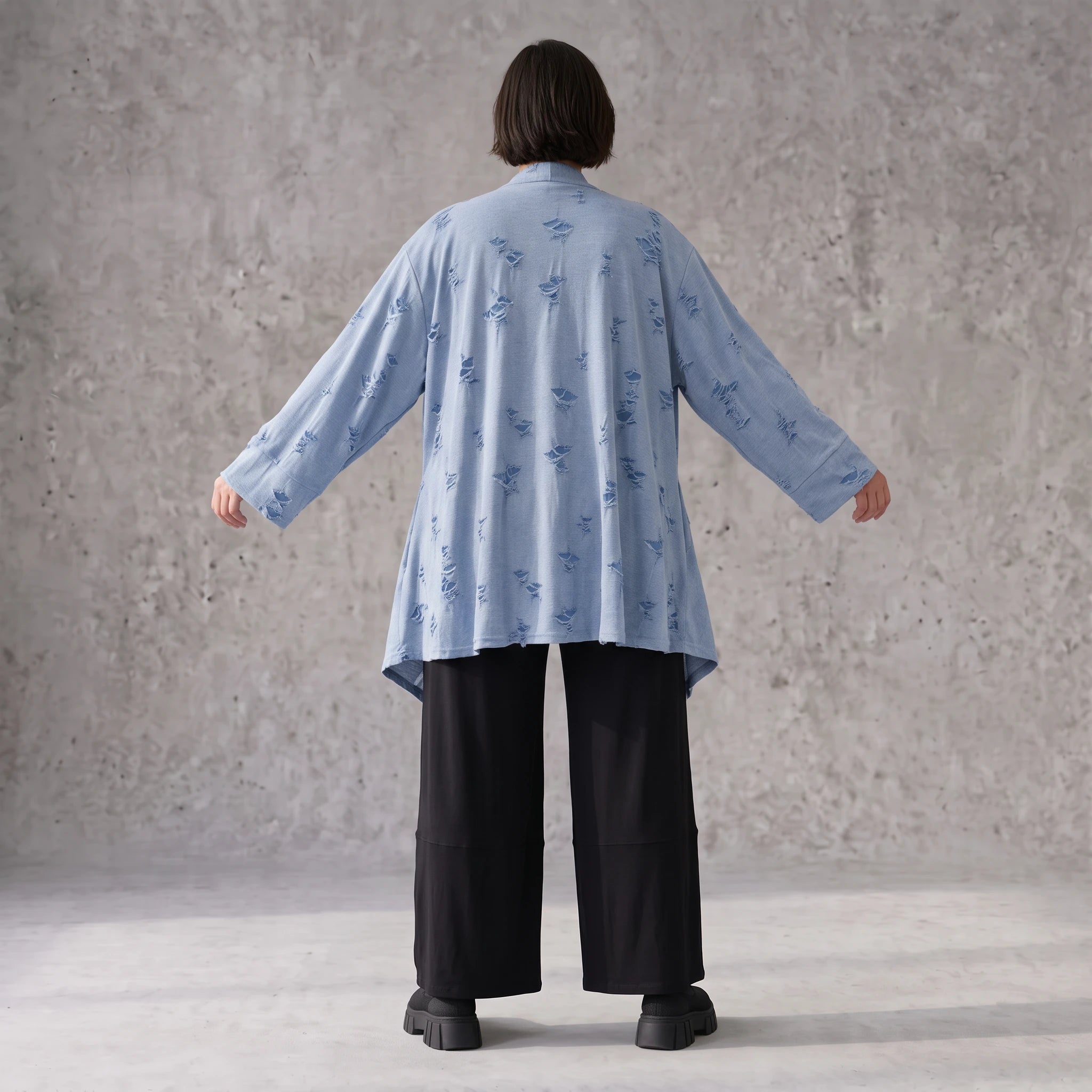 Jeansblauer Jersey Cardigan in A-Linie mit Sternenprint im Destroyed-Look offen locker