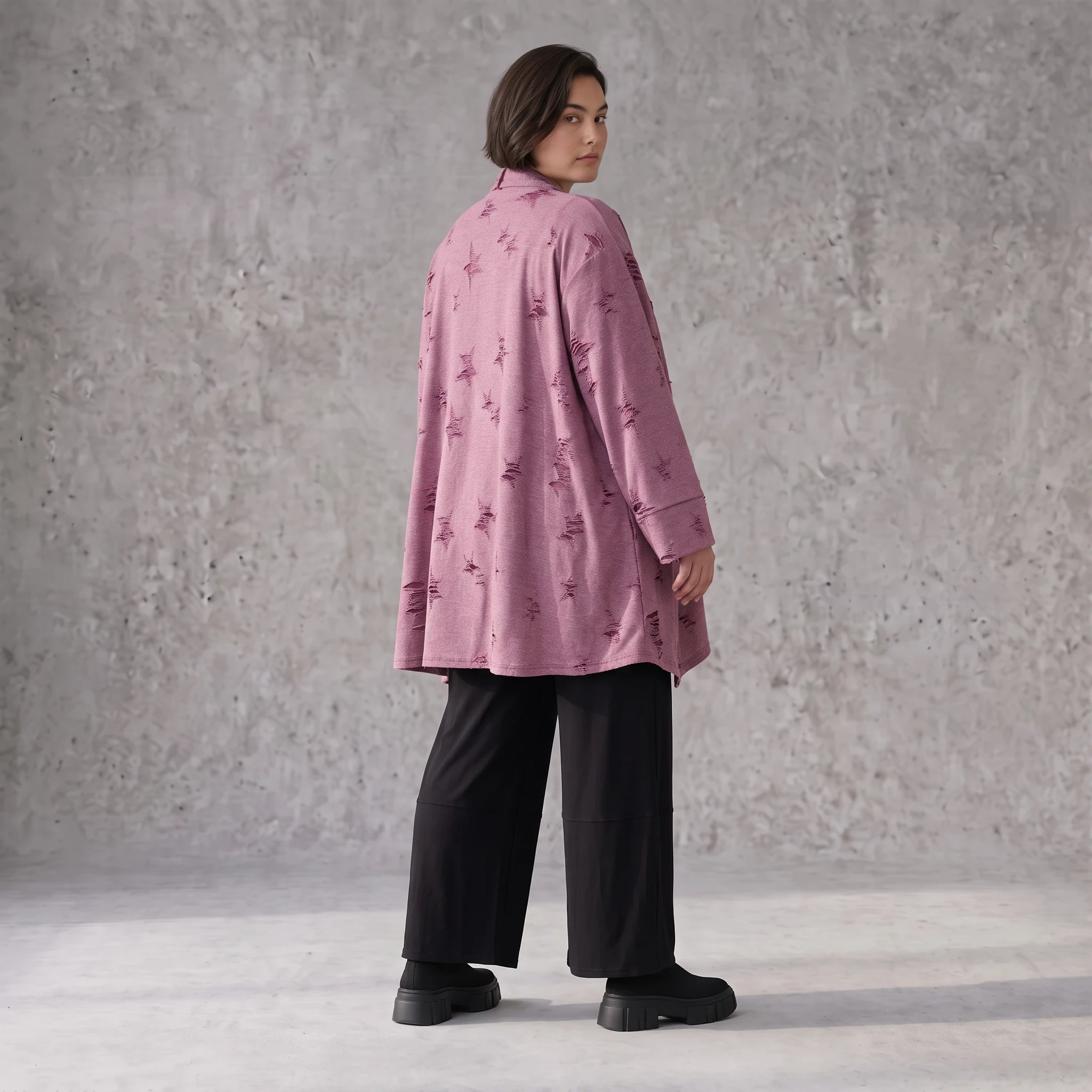 Weinroter Cardigan in A-Linie mit U-Ausschnitt Sternenmotiv im Destroyedlook Taschen