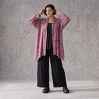 Weinroter Cardigan in A-Linie mit U-Ausschnitt Sternenmotiv im Destroyedlook Taschen
