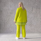 Limette Travellerbluse in A-Linie mit Hemdkragen locker fallend formstabil bequem sanft
