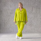 Limette Travellerbluse in A-Linie mit Hemdkragen locker fallend formstabil bequem sanft