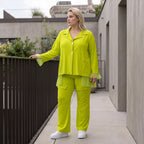 Limette Travellerbluse in A-Linie mit Hemdkragen locker fallend formstabil bequem sanft