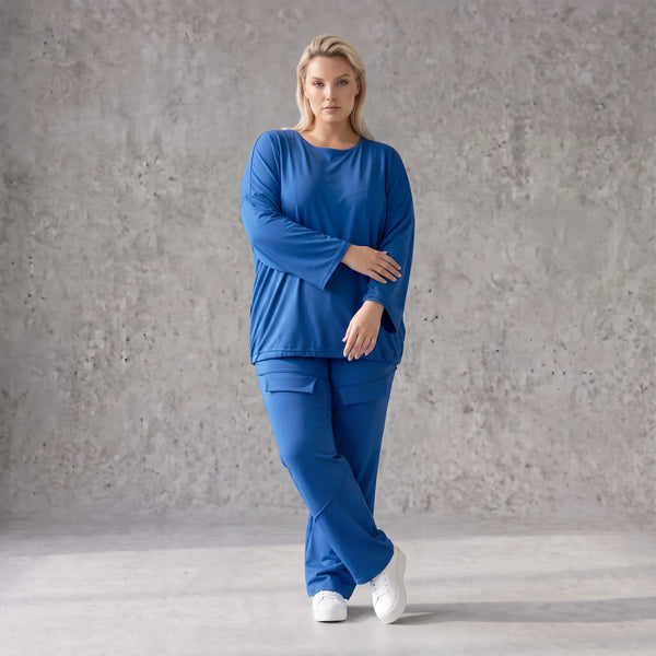 Royalblaues Langarmshirt in Travellerqualität mit Stretch kastigem Schnitt und Tunnelzug