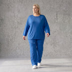 Royalblaues Langarmshirt in Travellerqualität mit Stretch kastigem Schnitt und Tunnelzug