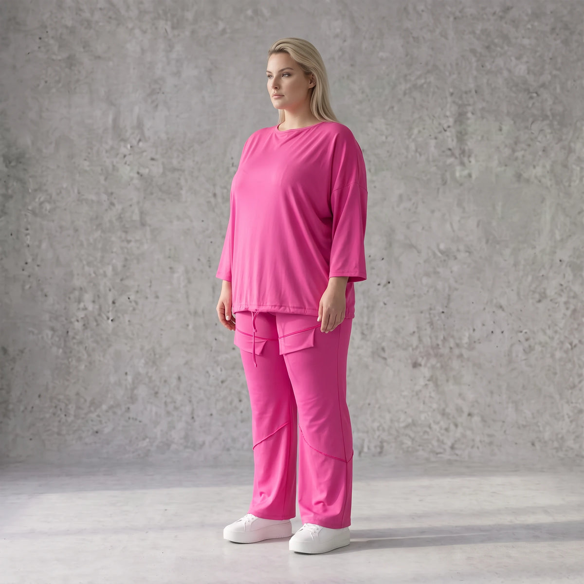 Langarmshirt in Fuchsia aus Travellerstoff mit Stretch kastig geschnitten mit Tunnelzug