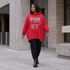 Roter Kapuzenpullover aus French Terry mit Leoprint Seitentaschen und Vokuhilasaum