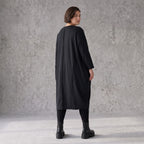 Kleid in OldBlack aus weichem French Terry in Ballonform mit Rundhalsausschnitt Langarm