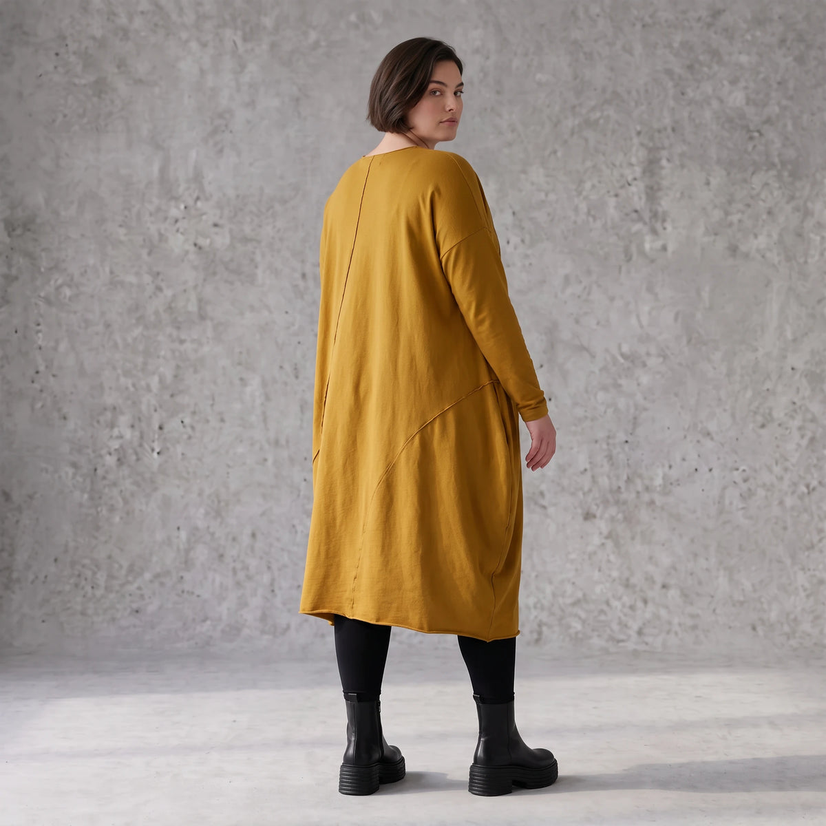 French Terry Kleid in OldCamel mit Elasthan in Ballonform locker weich Made in Italy