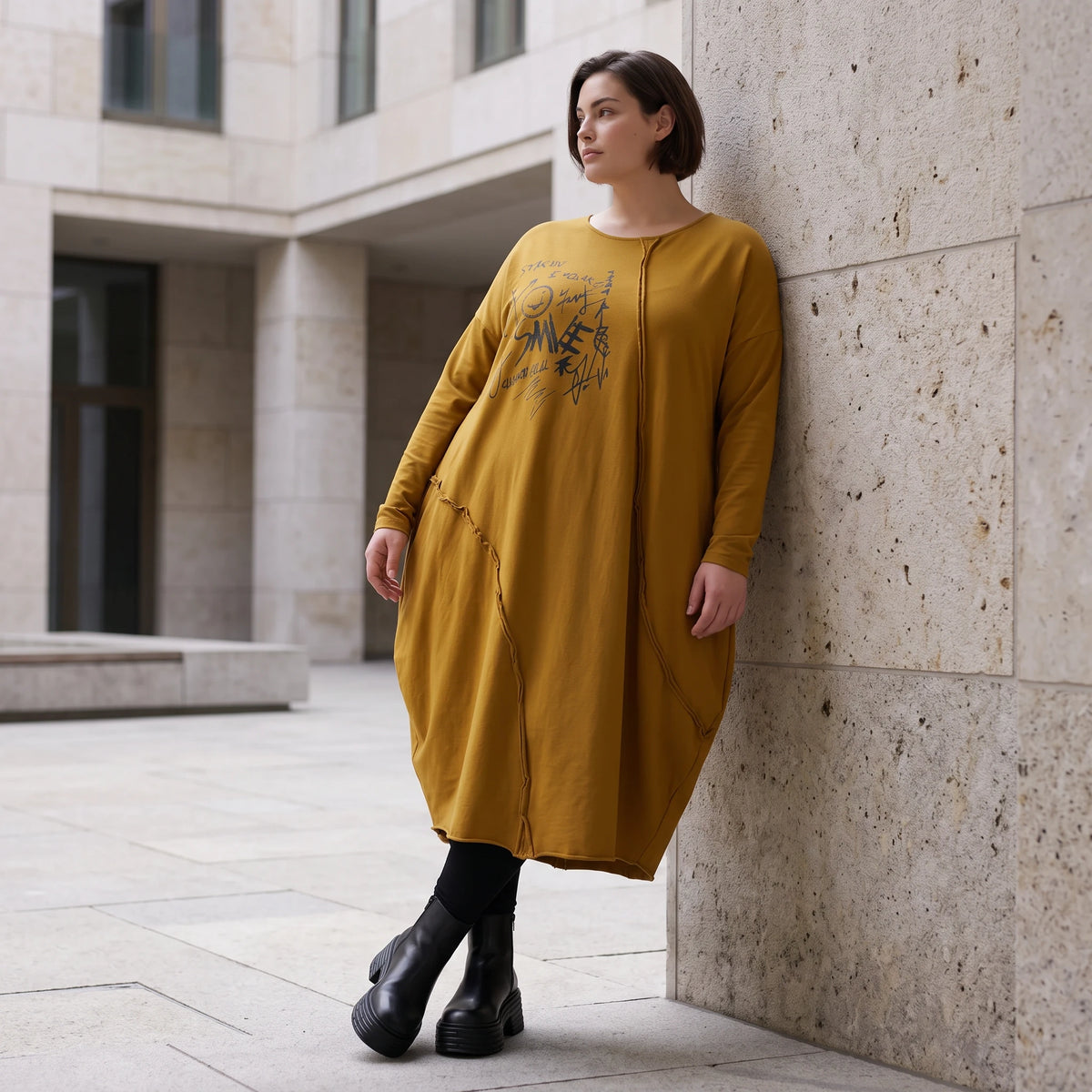 French Terry Kleid in OldCamel mit Elasthan in Ballonform locker weich Made in Italy
