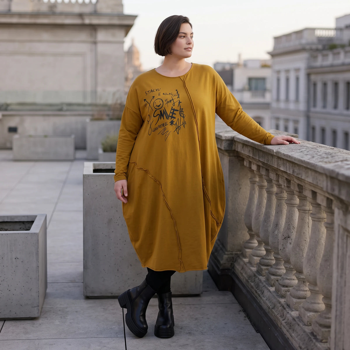 French Terry Kleid in OldCamel mit Elasthan in Ballonform locker weich Made in Italy