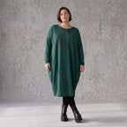 Ballonkleid in OldGreen aus French Terry mit Rundhals und Langarm mit Seitennahttaschen