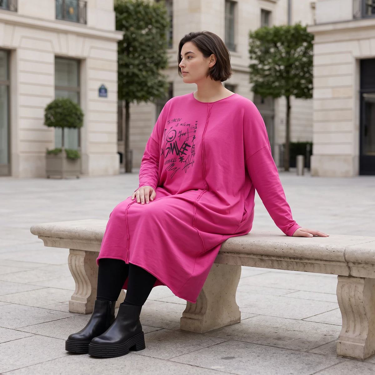 Altrosa Ballonkleid aus weichem French Terry mit Stretch und Faltennaht in Ballonform