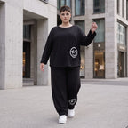 Oversized Hose aus flauschigem French Terry mit Smileydruck und bequem gesmoktem Saum
