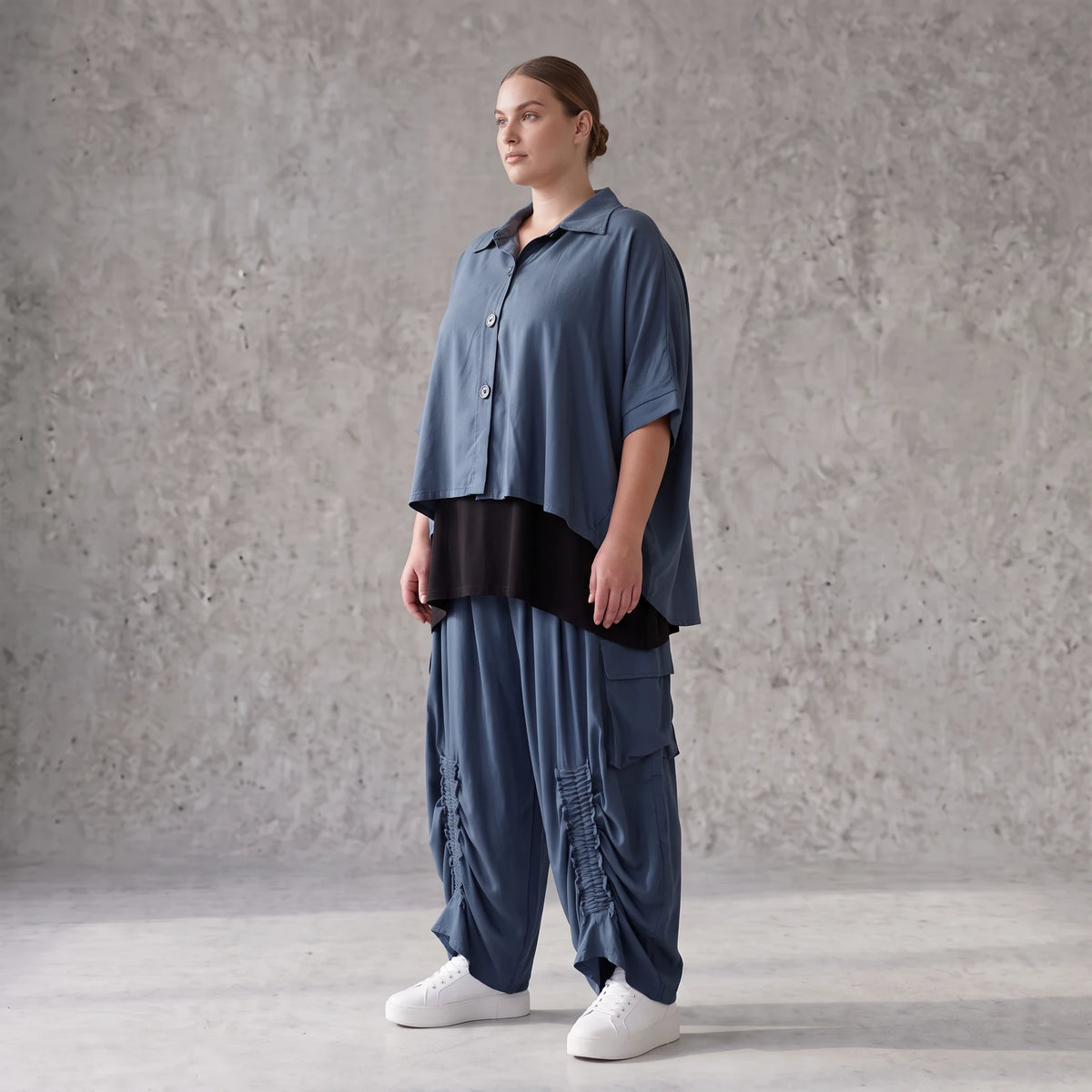 Petrol Bluse aus Lyocelltwill mit Hemdkragen Knopfleiste Rundsaum und 3/4-Arm leicht