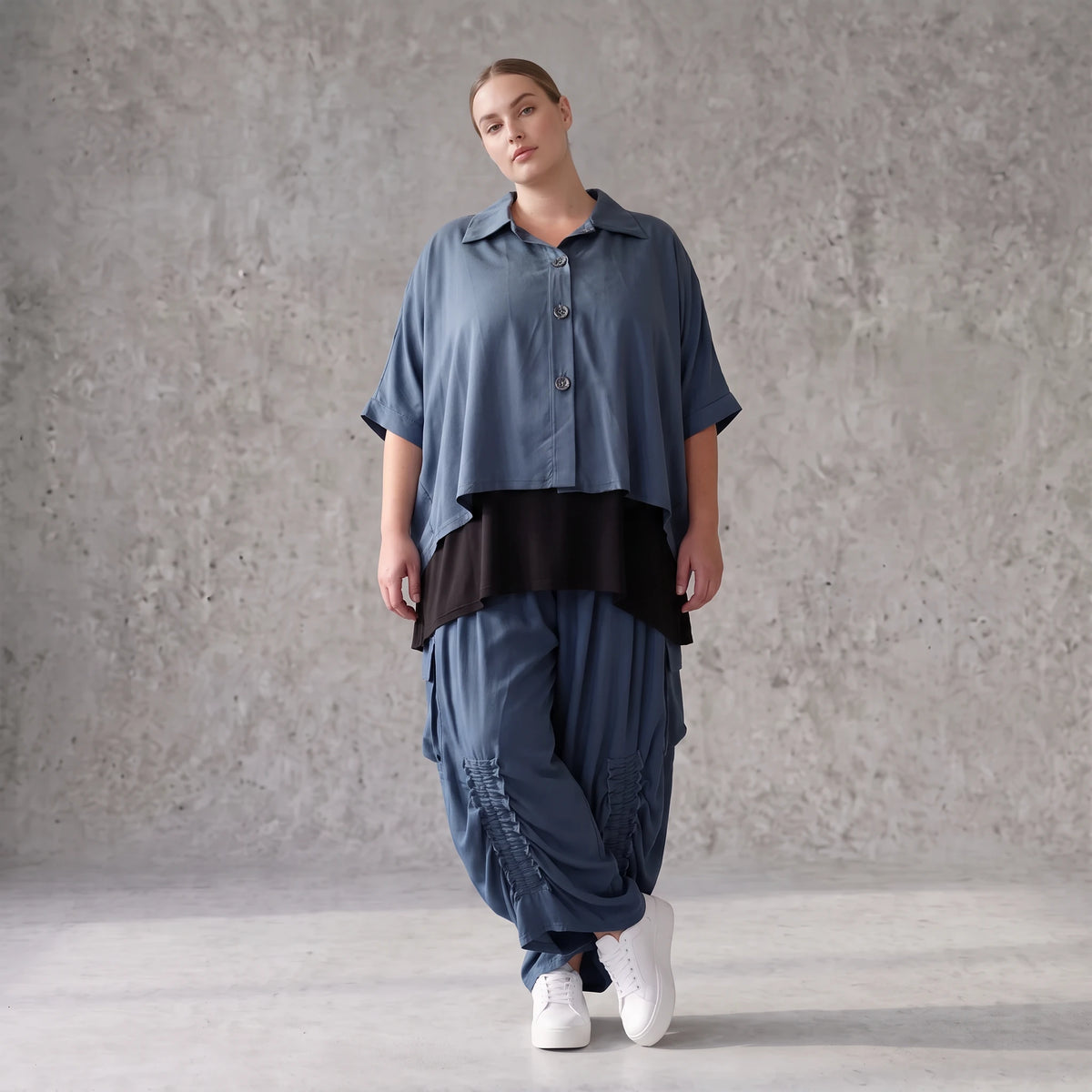 Petrol Bluse aus Lyocelltwill mit Hemdkragen Knopfleiste Rundsaum und 3/4-Arm leicht