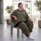 Khaki Lyocellbluse aus weichem Twill mit Hemdkragen gerundetem Schnitt und 3/4-Arm