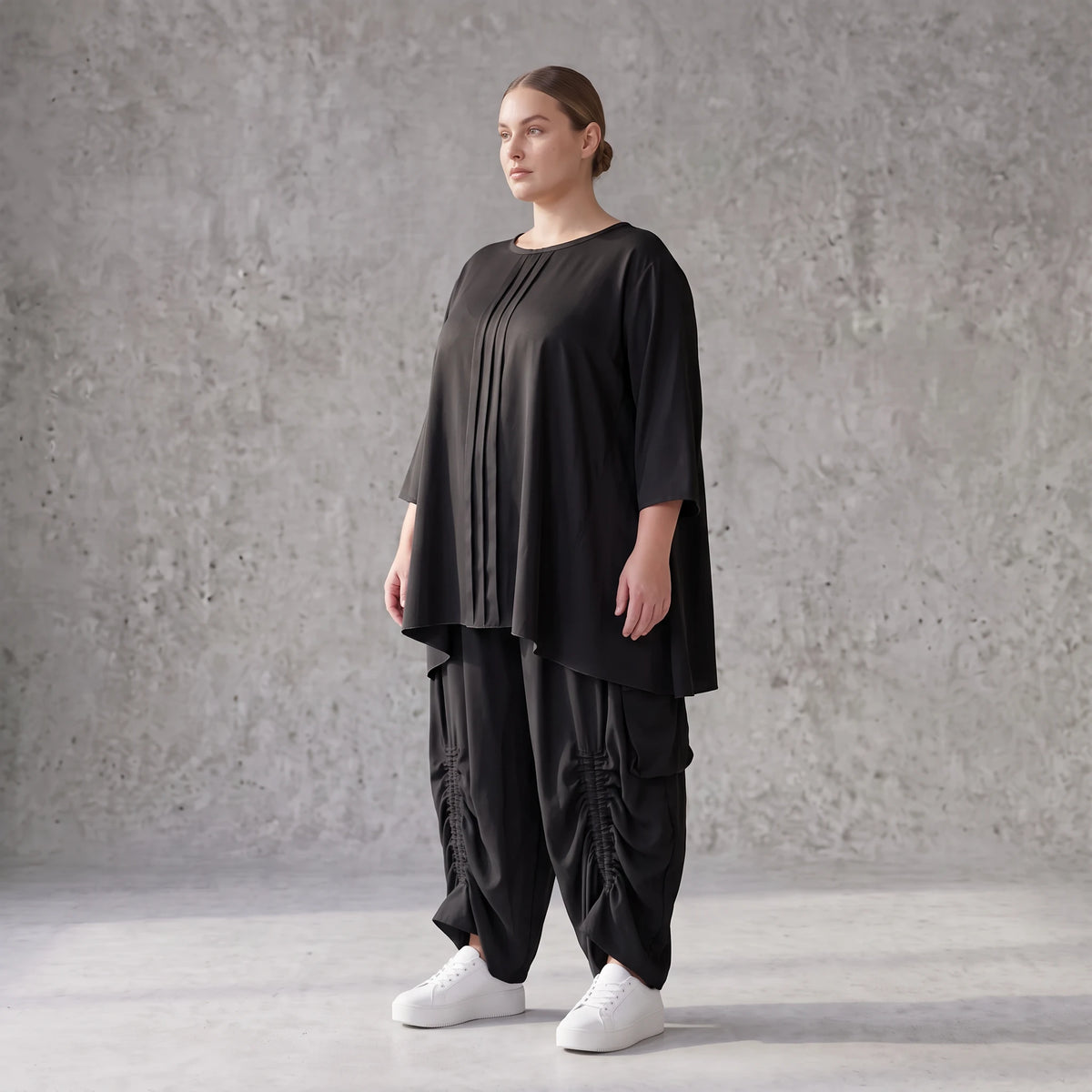 Lyocellshirt in A-Linie mit Biesenmuster zipfeligem Saum und 3/4-Arm weich fallend locker