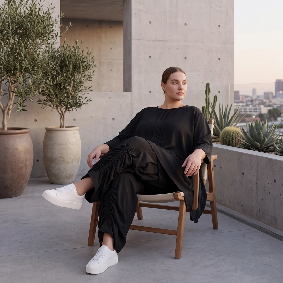 Lyocellshirt in A-Linie mit Biesenmuster zipfeligem Saum und 3/4-Arm weich fallend locker