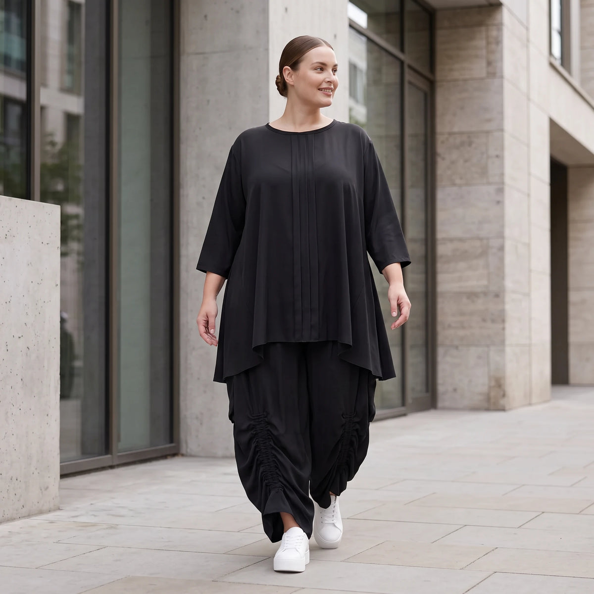 Lyocellshirt in A-Linie mit Biesenmuster zipfeligem Saum und 3/4-Arm weich fallend locker