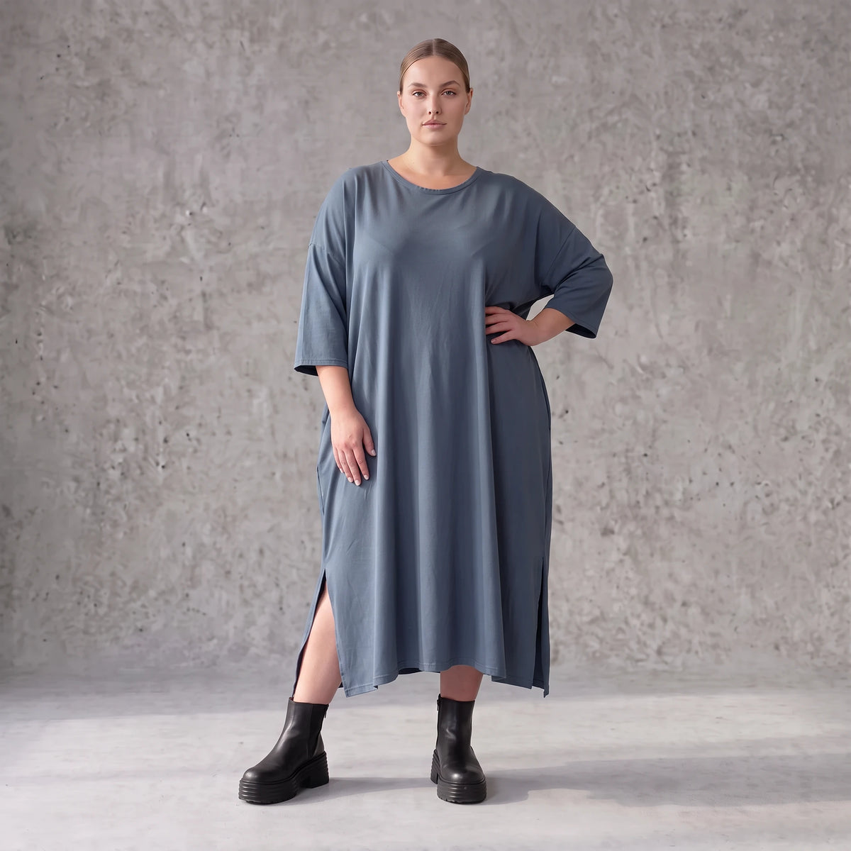 Petrolfarbenes Lyocelltwillkleid in A-Linie mit V-Ausschnitt und 3/4-Arm Seitentaschen