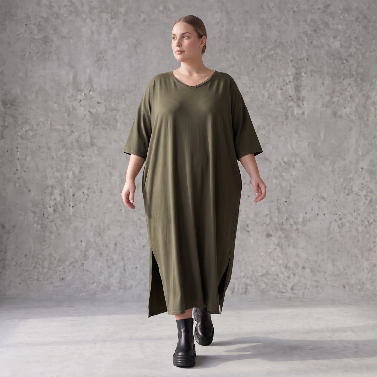 Khaki Lyocellkleid in A-Linie mit Rundhalsausschnitt und V-Ausschnitt mit Seitentaschen