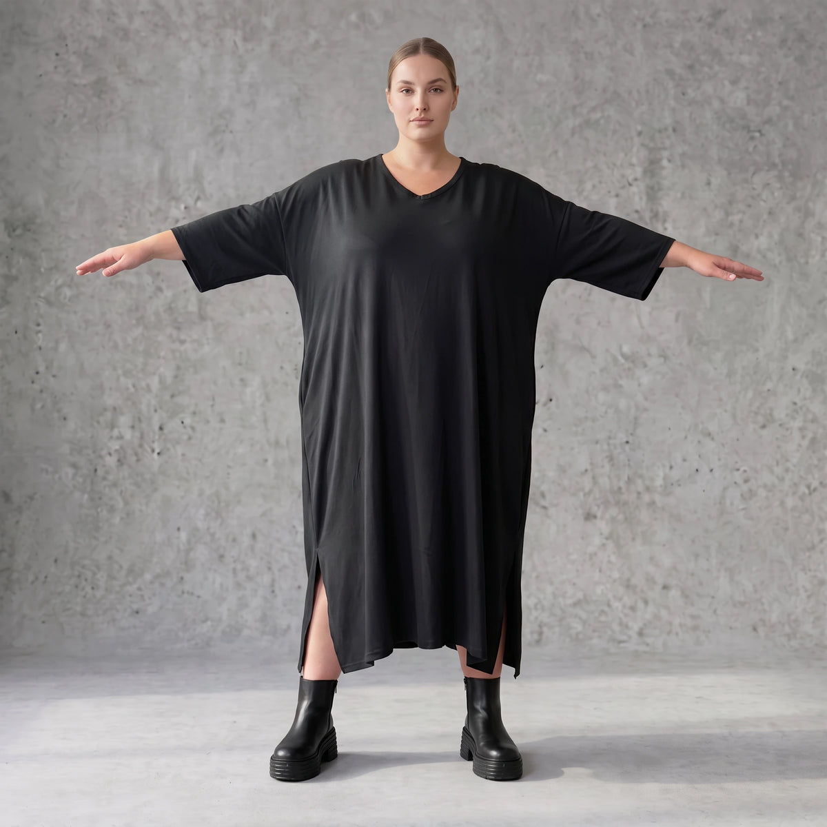 Fließendes A-Linien-Kleid aus Lyocell mit V-Ausschnitt Seitennahttaschen Saumschlitzen