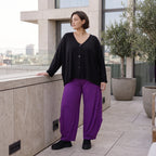 Violette Ballonhose aus softem Slinkystretch mit weitem Bein Flügeltaschen Schlupfbund