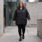Gefütterte schwarze Kapuzenjacke im Denimlook mit geradem Schnitt warme Winterjacke