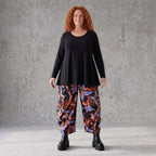 Schwarze Ballonhose aus Romanitjersey mit weitem Bein und Elasthan für lässigen Komfort