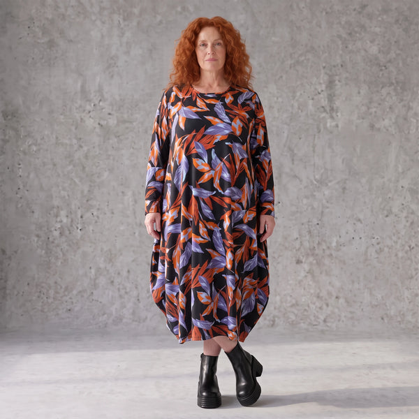 Weiches Romanitjerseykleid in Schwarz/Orange mit Ballonform Langarm Rundhalsausschnitt