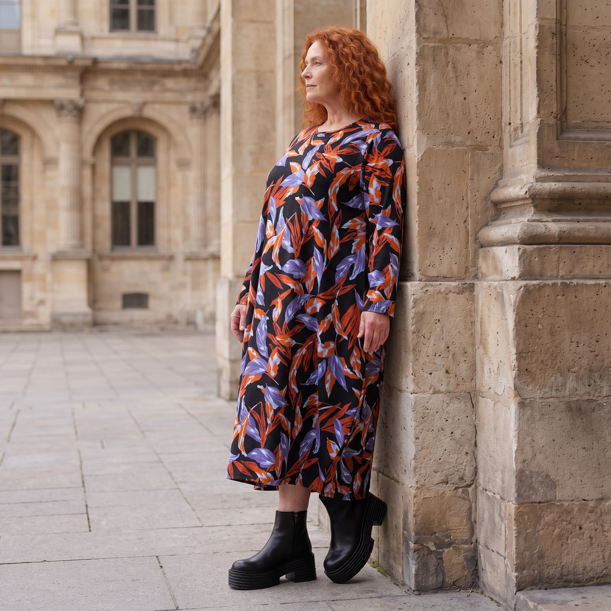 Weiches Romanitjerseykleid in Schwarz/Orange mit Ballonform Langarm Rundhalsausschnitt