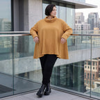 Kuscheliges Plüschshirt in Camel mit Rollkragen und schmeichelnder A-Linie Basic Look