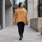 Kuschelige Plüschjacke in Camel gefüttert mit Hemdkragen und Reißverschlusstaschen