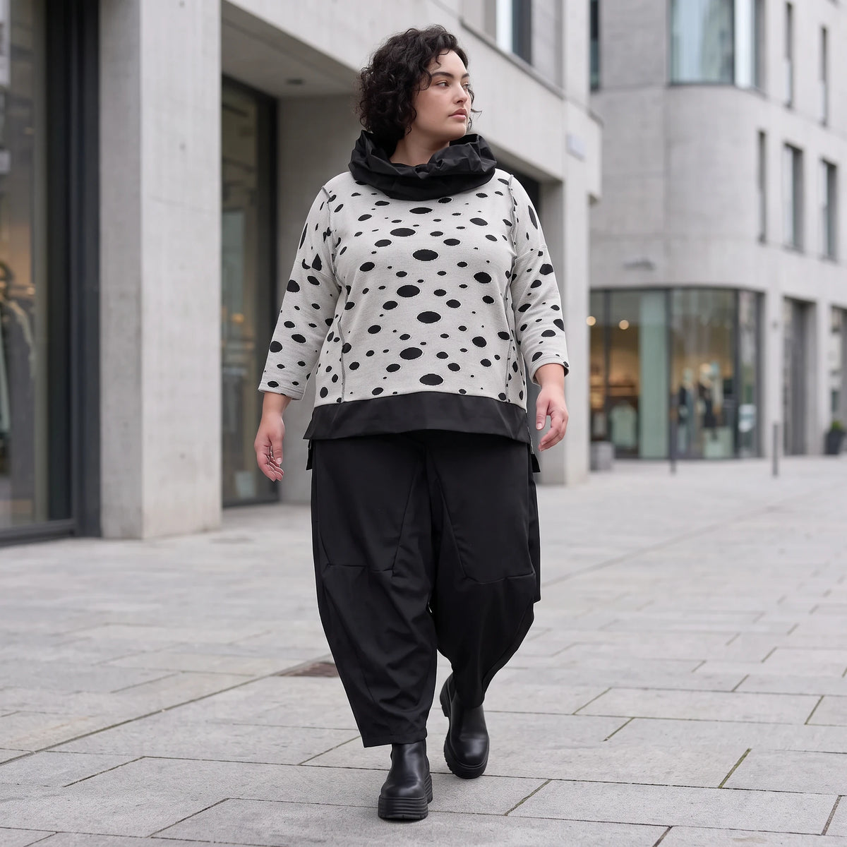 Grau/Schwarzes Feinstrickshirt mit Rollkragen mit geradem Schnitt aus Stretchqualität