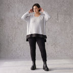 Weicher Strickpullover mit Rundhals aus Baumwolle und Memorytaft mit Seitenschlitzen
