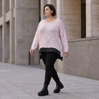 Altrosa Strickshirt mit Memorytaft Faltennaht seitlichen Schlitzen und langem Rückteil