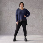 Wintershirt in Navy aus Strick mit Stretch Memorytaft Seitenschlitzen und Zipfelsaum