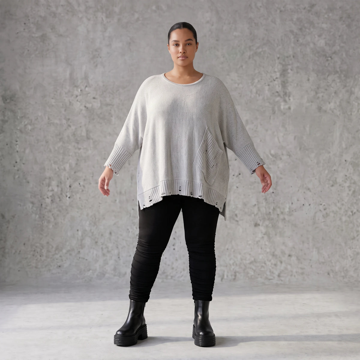 Grauer Strickpullover in A-Linie aus weichem Baumwollmix mit Stretch kuschelig warm